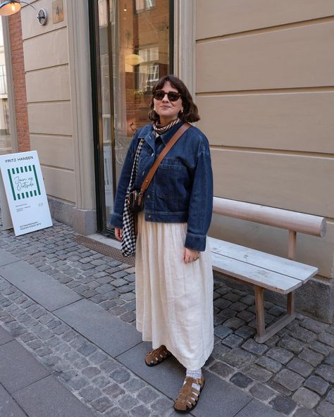 Soaking up every second of floaty skirt + denim jacket weather 🌞🫶🏼 Denim Jacket And Skirt Outfit, Jacket And Skirt Outfit, Denim Jacket And Skirt, Alice Catherine, Skirt Denim, Skirt Outfit, May 13, Skirt Outfits, Denim Skirt