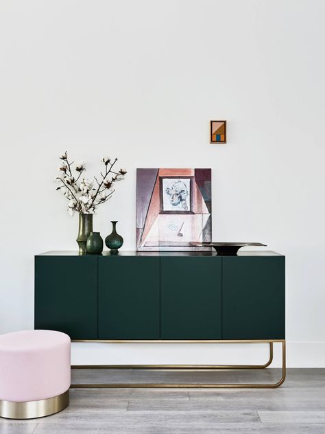 Grazia and co, New York side table finished in Finnegan green and gold powdercoat. Decoration Inspiration, Decor Minimalist, Home Fashion, Modern Interior Design, Design Furniture, Interior Design Inspiration, �인테리어 디자인, Decor Interior Design, Modern House Design