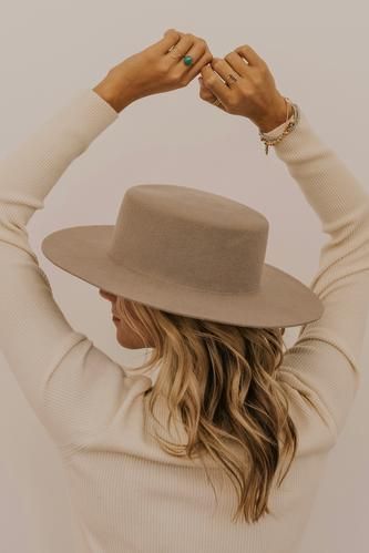 92af93f73faf3cefc129b6bc55a748a9desc33667512ri Monroe Hat, Bespoke Hats, Photographie Portrait Inspiration, Chapeau Cowboy, Athletic Hairstyles, Denim Hat, Casual Hat, Outfits With Hats, Wide Brimmed Hats