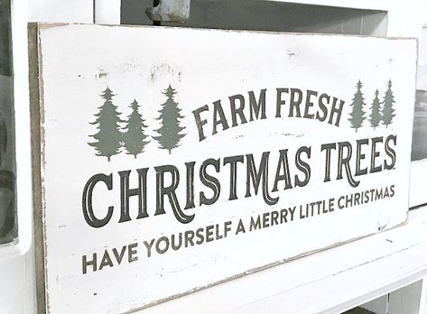 DIY Fresh cut Christmas tree sign on reclaimed wood. Make one for yourself! Christmas Signs Wood Front Porches, Tree Stencils, Christmas Tree Sign, Fresh Cut Christmas Trees, Farm Fresh Christmas Trees, Christmas Tree Lots, Tree Sign, Christmas Farm, Farmhouse Christmas Tree