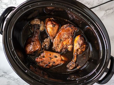 Slow Cooker Chicken Adobo | Indulgent Eats - Dining, Recipes & Travel Slow Cooker Chicken Adobo, Slow Cooker Drumstick Recipes, Slow Cooker Drumsticks, Slow Cooker Adobo Chicken, Recipe Slow Cooker, Chicken Adobo, Adobo Recipe, Easy Slow Cooker Chicken, Drumstick Recipes