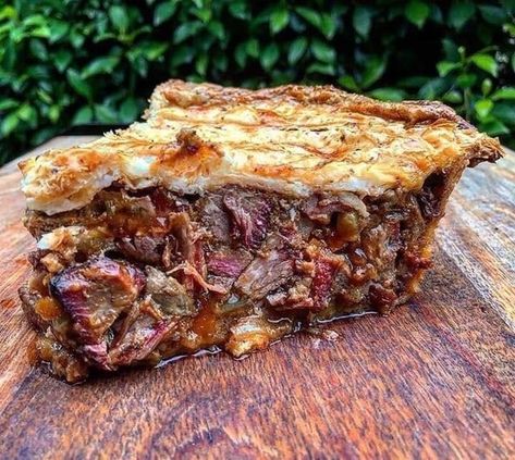 Brisket pie: FoodPorn | Smoked food recipes, Beef brisket recipes, Leftovers recipes Shortcrust Recipe, Beef Brisket Recipes, Brisket Recipes, Meat Pie, Smoked Food Recipes, Leftovers Recipes, Beef Brisket, Beef Dishes, Pale Ale