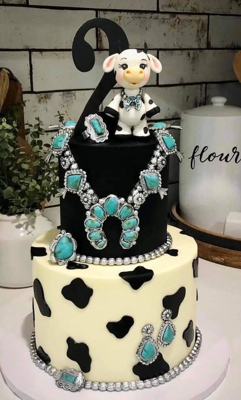 Western Sweet 16 Outfits, Western Cakes Birthday For Women, Cow Themed Sweet 16, Country Themed Birthday Cakes, Country Cakes Birthday, Longhorn Birthday Cake, Turquoise Western Party, Teal And Cow Print Birthday, Sweet 16 Cow Print Cakes