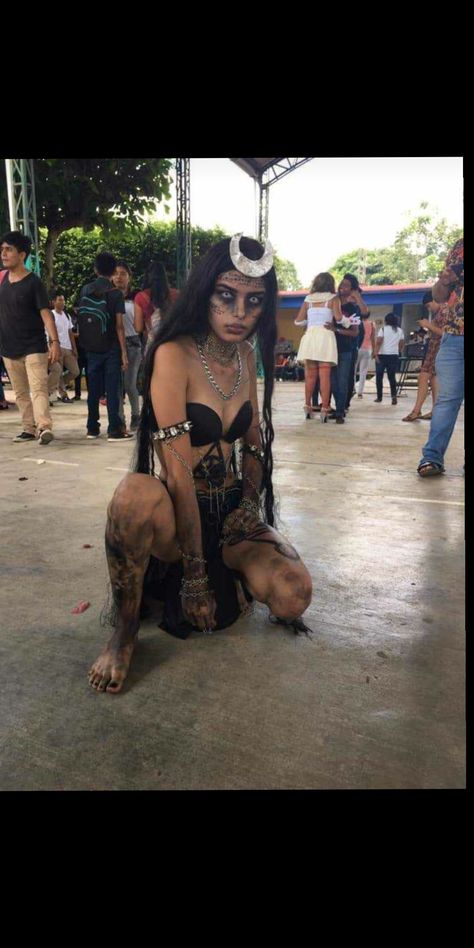 Scary Girl Halloween Costumes, Enchantress Costume, Goth Halloween Costume, Halloween Costumes Women Scary, Badass Halloween Costumes, Dc Costumes, Creepy Halloween Costumes, Halloween Rave, Horror Halloween Costumes