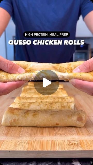 High Protein Low Calorie Recipes on Instagram: "Macro-Friendly Queso Chicken Rolls💪

By @stealth_health_life 

Per Queso Roll (Makes 8)
335 cals
35g Protein
25g Carbs
9g Fat

Store frozen and reheat by microwaving for 2-3 minutes and you have one of the easiest and tastiest high protein snacks you can get 👌

Ingredients:

20oz chicken breast (~3 chicken breasts)
Juice of 1 lime
1 packet taco seasoning (or any seasoning of choice)

Queso sauce:
200g 2% cottage cheese
75g fat free greek yogurt
4 tablespoons salsa
2 tablespoons red enchilada sauce
Garlic powder & salt to taste 

4 tablespoons pico de gallo
50g lite cheese
50g fat free cheddar

8 low carb burrito tortillas (I used @eatcounter high protein tortillas)

#stealthhealth #macrofriendly #flexibledieting #quesochicken #quesochickenr Meal Prep Wraps Healthy Recipes, Macro Friendly Queso Chicken Rolls, Macro Friendly Chicken Tacos, Queso Chicken Burritos, Queso Chicken Rolls, Protein Sandwiches Lunch Ideas, Lunch High Protein Meal Prep, Low Carb Chicken Wraps, High Protein Rotisserie Chicken Recipes