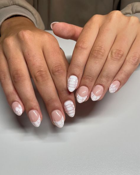 nails of the day White French Tip Nails Design, Clean French Tip Nails, White Blooming Gel Nails, White Designed Nails, Blooming Gel Nail Ideas, White Nail Designs Almond, White Design Acrylic Nails, White Nail Designs Short, White French Tip With Design