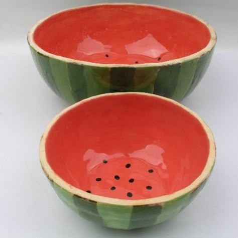 Schüsseln aus Keramik, Wassermelone, Sommer, Wohndeko, Sommer / summerly ceramic bowls, watermelon, home decor made by dekornia via DaWanda.com Diy Keramik, Rustic Dinnerware, Watermelon Design, Diy Pottery Painting, Pinch Pot, Cerámica Ideas, Pottery Painting Designs, Keramik Design, Rustic Ceramics