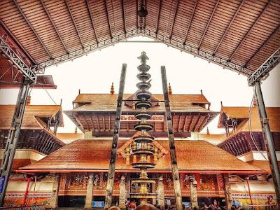 guruvayur temple history Guruvayoor Temple Images, Guruvayoor Temple, Guruvayur Temple, Sanctum Sanctorum, Temple India, Krishna Temple, Temple Photography, Temple Architecture, Dark Phone Wallpapers