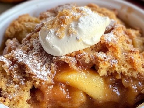 Slow-Cooked Pumpkin Apple Cobbler: A Sweet, Seasonal Delight You’ll Love! - NewsBreak Garlic Herb Sauce Recipe, Dessert For Family, Lemon Creme Cake, Slow Cooker Apple Cobbler, Cream Cheese Bars Recipe, Carrot Cake Jam, Cooked Pumpkin, Sliders Recipes Beef, Baked Cream Cheese Spaghetti