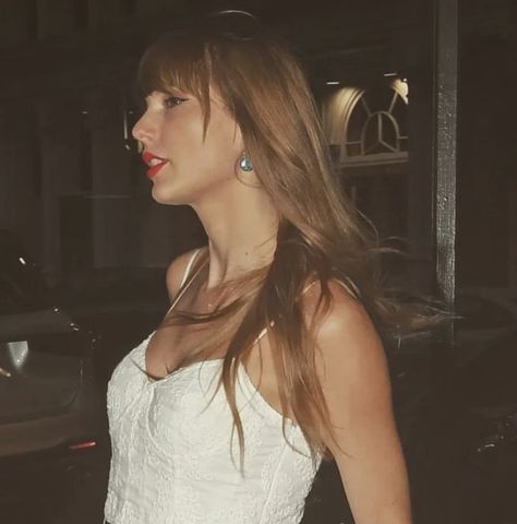 Tumblr Taylor Swift, Taylor Icons, Taylor Swift Pfp Rare, Taylor Swift Debut Icons, Taylor Swift Cute Pfp, Hot Taylor Swift Pfp, Taylor Old Pics, Estilo Taylor Swift, All About Taylor Swift