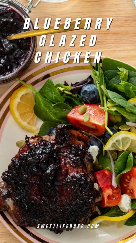 Blueberry Glazed Chicken Blueberry Chicken, Flexitarian Recipes, Baked Chicken Recipes Easy, Blueberry Sauce, Best Pasta Recipes, Easy Baked Chicken, Glazed Chicken, Easy Weeknight Dinner, Blueberry Recipes