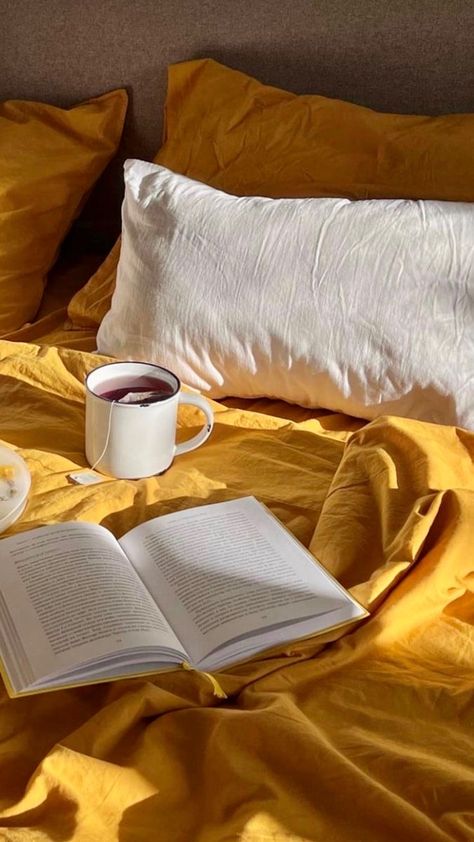 Yellow Aesthetics, Yellow Bed, Mug Aesthetic, Yellow Photography, Aesthetic Objects, Aesthetic Yellow, Yellow Cups, Yellow Mugs, Yellow Theme