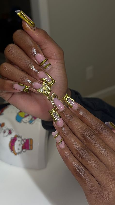 Gold Duck Nails, Gold Nails Square, Ahs Nails, Emerald Green And Gold Nails, Black Women Tattoos, Deep Meaning Tattoos, Tattoos About Love, Aesthetic Tattoos Arm, Gold Prom Nails