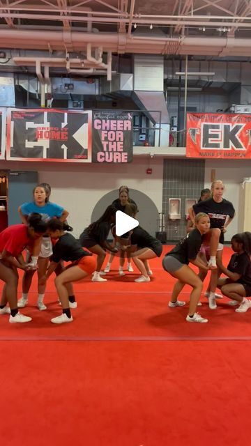 EK Cheer on Instagram: "Nothing like a clean stunt to finish practice before dead week! 🤍

#michigancheer #cheer #sidelinecheer #practice #stunt #stunting #cheerleading #cheerleader" Cheerleading Stunt Drills, Cheerleading Level 1 Stunts, Insane Cheer Stunts, Stunt Sequence Cheerleading, Cheerleading Memes, Sideline Cheer, Cheerleading, Michigan, Instagram