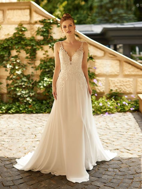 Make heads turn in Moonlight Tango T953, a casual deep sweetheart A-line wedding dress, featuring double bands at waist with a dazzling array of glass beads and sequins to add a little more sparkles. It is also embroidered with floral lace, making it as flattering as it could be. #alineweddingdress #weddingdress #chiffonweddingdress Winter Ball Dresses, Garden Wedding Dress, Moonlight Bridal, Easter Dresses For Toddlers, Outdoor Wedding Dress, Wedding Dresses Uk, A Line Bridal Gowns, Garden Wedding Dresses, Nature Dress