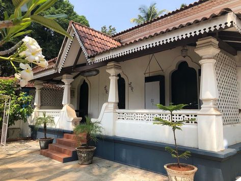 Goa Portuguese, Goa Houses, Nafisa Ali, Traditional Indian Houses, Portuguese Houses, Colonial Villa, Classic House Interior Design, Portuguese House, Kerala Traditional House