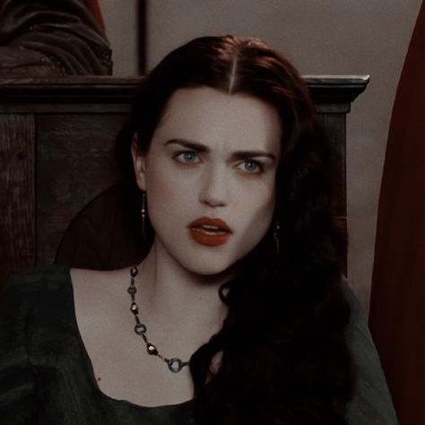 Morgana Merlin Aesthetic, Morgana Bbc Merlin, Morgana Pendragon Season 1, Merlin Icons Bbc, Katie Mcgrath Icon, Katie Mcgrath Aesthetic, Morgana Pendragon Aesthetic, Morgana Aesthetic, Katie Mcgrath Merlin