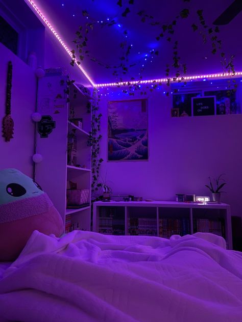 Aesthetic Room Purple Walls, Violet Room Ideas, Purple Themed Room Aesthetic, Blue And Purple Room Aesthetic, Dark Purple Room Aesthetic, Purple Themed Room, Aesthetic Room Purple, Purple Vibe Aesthetic Room, Purple Aesthetic Room Decor