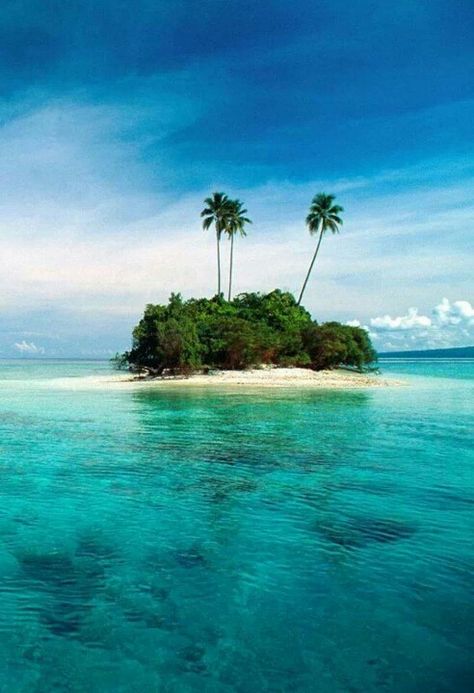 ♥ Ulsan, Solomon Islands, South Pacific, Happy Weekend, Pretty Places, Places Around The World, Blue Water, Wonderful Places, Vacation Spots