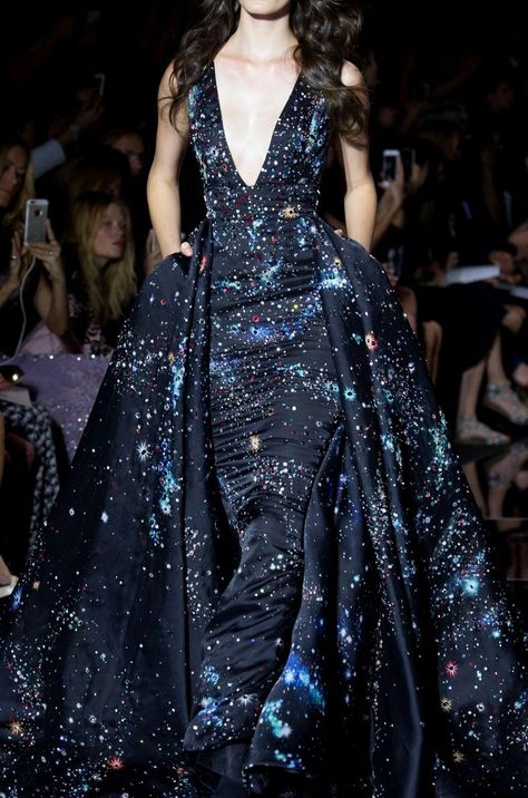 PARIS FASHION WEEK: MAGICAL MURAD | ZsaZsa Bellagio - Like No Other Hot Couture, Detail Couture, Zuhair Murad Haute Couture, Galaxy Dress, Gown Ideas, Fancy Frocks, Runway Outfits, Nice Style, Zuhair Murad