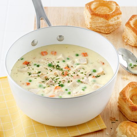 Chicken Vol Au Vent, Chicken White Sauce, Jamais Plus, Confort Food, Vol Au Vent, Pot Pies Recipes, Chicken Pot Pie Recipes, Chicken Dishes Recipes, Chicken Pot