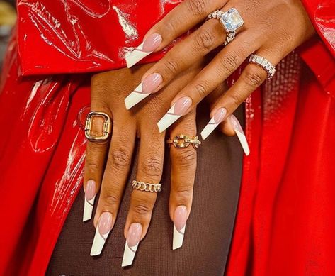 Megan Thee Stallion Nails, Lipstick Nails, Megan Thee Stallion, Girls Nails, Birthday Nails, Dream Nails, Fire Nails, Pretty Acrylic Nails, Chic Nails