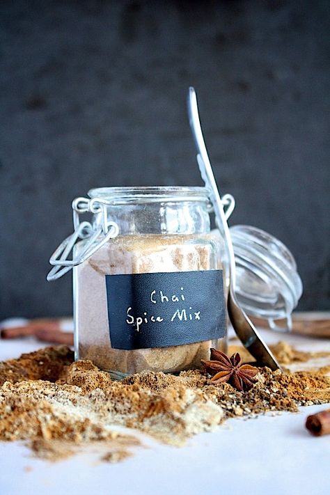 Keto Chai Tea Mix Recipe, Chai Tea Latte Mix Recipe Dairy Free, Sugar Free Chai Tea Mix Recipe, Caffeine Free Chai Tea Recipe, Sugar Free Chai Tea Latte, Homemade Chai Spice, Chi Tea, Diy Spice Mix, Chai Spice Mix