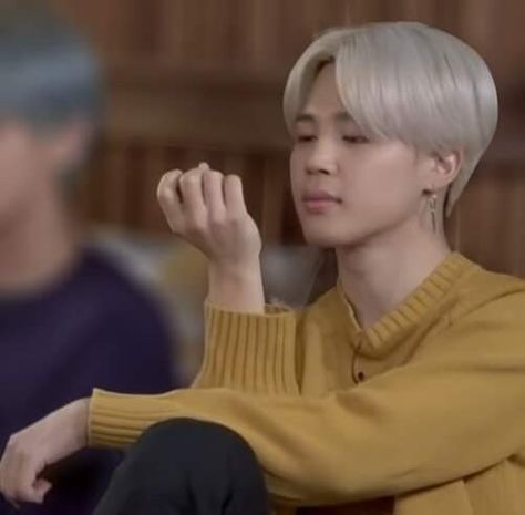 Jimin Disgusted Face, Park Jimin Funny Face, Jimin Sassy Face, Jimin Meme Face, Jimin Funny Pics, Jimin Sassy, Bts Funny Faces, Bts Reaction Pics, Jimin Meme