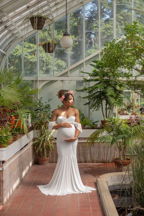 Tulsa, Ok Greenhouse maternity session Greenhouse Maternity Photoshoot, Greenhouse Maternity Shoot, Maternity Photo Shoot Greenhouse, Maternity Photography In Garden, Green House Maternity Session, Maternity Photos Botanical Gardens, Maternity Botanical Garden, Summer Pregnancy, Travel Photographer