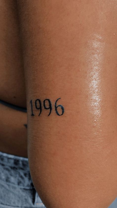 Year Fine Line Tattoo, 1996 Tattoo Design, Year Tattoo On Arm, 1996 Tattoo Ideas Women, Birth Date Tattoos For Women, 1996 Tattoo Ideas, Birth Year Tattoo Ideas Ankle, Minimalist Arm Tattoos For Women, 1979 Tattoo