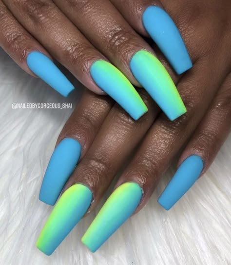 Green And Blue Nail Ideas, Turquoise Nails Designs Aqua, Teal Ombre Nails, Vs Nails, Turquoise Nail Designs, Lime Nails, Lime Green Nails, Kylie Nails, Neon Green Nails