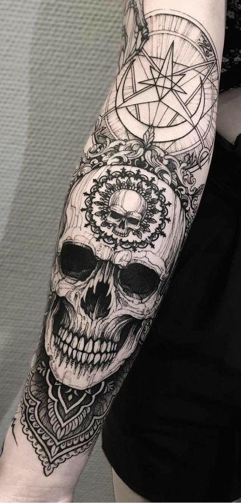 Skull Sleeve Tattoos For Guys, 42 Tattoo, Skull Sleeve Tattoos, Skull Sleeve, Muster Tattoos, Cool Forearm Tattoos, Geniale Tattoos, Skull Tattoo Design, Best Sleeve Tattoos