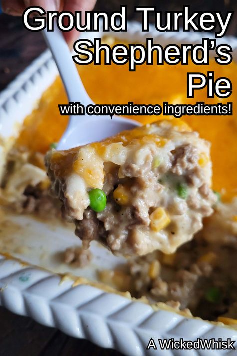 When it comes to a fast and easy 30 minute meal, this Ground Turkey Shepherd's Pie is the BEST! Made with ground turkey, cream of chicken soup, store bought pre-cooked mashed potatoes, veggies and shredded cheese, this is one classic comfort food recipe that your family will love. Ground Turkey Cream Of Chicken, Frozen Ground Turkey Recipes, Ground Turkey And Potato Recipes, Turkey Pie Crust, Sheppards Pie Recipe, Ground Turkey Shepherd's Pie, Mushroom Shepherds Pie, Turkey Shepherd's Pie, Cooking Mashed Potatoes