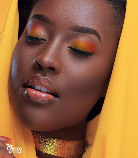 Black African Woman Photography, African Beautiful Women, Model Pictures Photo Shoots, Black Model Photoshoot, Make Up Photoshoot, African Makeup, Black Baby Art, Dark Skin Models, Facial Routine Skincare