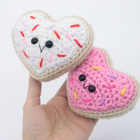 Free Crochet Cookie Pattern, Amigurumi Cookies Free Pattern, Cookie Crochet Pattern Free, Popular Crochet Patterns Free, Crochet Cookies Free Pattern, Crochet Poptart, Crochet Cookies, Free No Sew Amigurumi Pattern, Crochet Heart Pattern Free