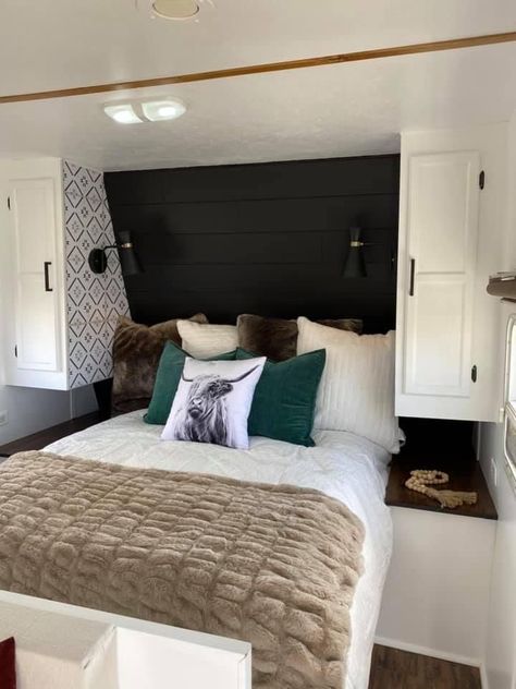 Rv Bed Remodel, Update Camper Interior, Camper Makeover Bedroom, 5th Wheel Bedroom Remodel, Black And White Rv Interior, Travel Trailer Bedroom Ideas, Camper Headboard Ideas, Rv Remodel Bedroom, Bunkhouse Travel Trailer Remodel