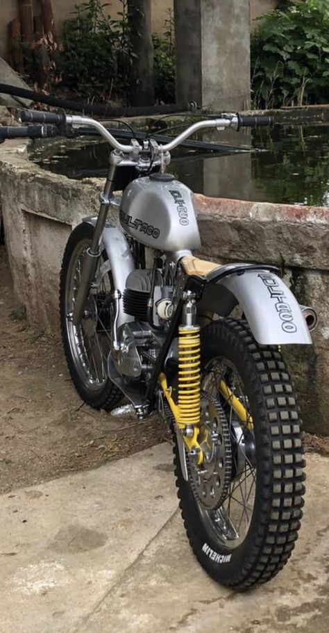 Silver Motorcycle, Motor Custom Scrambler, Trials Bike, Scramble Motorcycle, Bultaco Motorcycles, Yamaha Tw200 Scrambler, Ducati Monster Scrambler, Custom Bikes Cafe Racers, Powered Bicycle