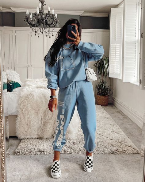 Vans Platform Slip On Outfit, Platform Slip On Vans Outfit, Vans Platform Slip On, Beth Bartram, Vans Slip On Platform, Slip On Outfit, Slip On Vans, Vans Outfit, Tracksuit Outfit