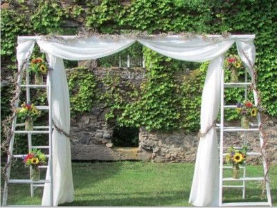 Great idea for an outdoor wedding arch!! Portable Wedding Arch, Ladder Arch, Ladder Wedding, Wooden Ladders, Wedding Arch Ideas, Wedding Arches Outdoors, Winter Wedding Planning, Diy Wedding Arch, Arch Ideas