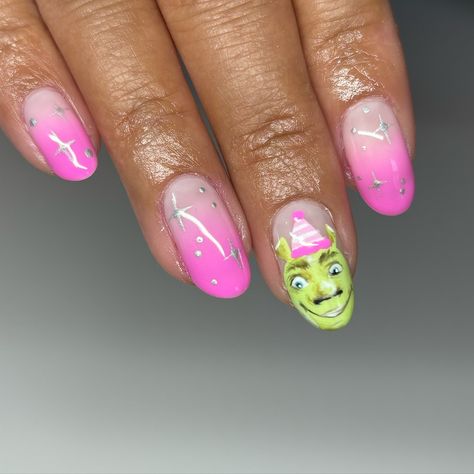 Shrek birthday nails! This was a challenge, defo the most detailed thing I have ever painted on a nail, but I’m obsessed :) Inspo from @iceylana #nailart #shrek #birthdaynails #bristolnails #bristolnailart #bristolgelnails #nailinspo Shrek Nail Art, Shrek Nails, Friends Nails, Shrek Birthday, Birthday Nails, Shrek, Nail Ideas, Nail Inspo, Gel Nails