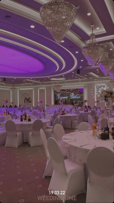 Sala Za Vjencanje, Function Hall, Wedding Dresses Cinderella, Arab Wedding, Quince Ideas, Wedding Party Ideas, Math Strategies, June Wedding, Wedding Hall