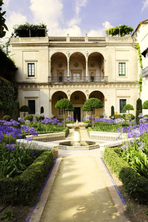 hankta: “Courtyard symmetry - Sevilla Spain ” Spain Mansion, Hollywood Mansion, Georgiana Design, Southern Colonial, Mediterranean Mansion, Townhouse Exterior, Colonial Mansion, Historical Homes, Classical House