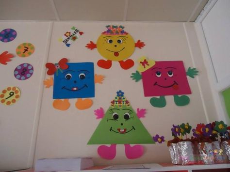 Kindergarden Art, Preschool Creative Art, Funny Crafts, Shapes Kindergarten, School Kids Crafts, Easy Toddler Activities, Preschool Classroom Decor, Montessori Toddler Activities, Shapes Preschool