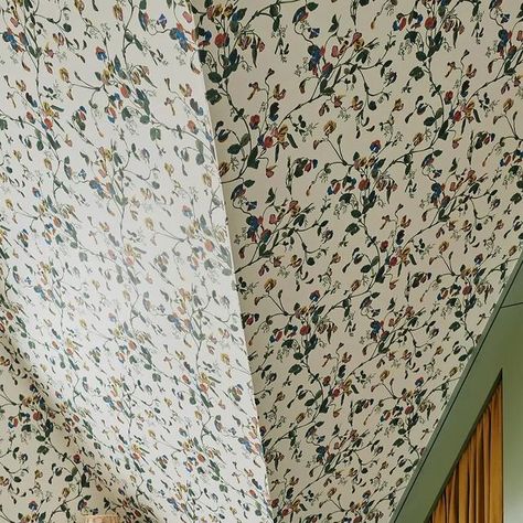 Louise Roe Home on Instagram: "A nursery in the eaves designed by @philamena._ the wallpaper is Sweet Pea @cole_and_son_wallpapers" Cole And Sons Sweet Pea Wallpaper, Cole And Son Sweet Pea Wallpaper, Sweet Pea Wallpaper, Louise Roe, The Wallpaper, Cole And Son, Sweet Pea, Girl's Room, Peas