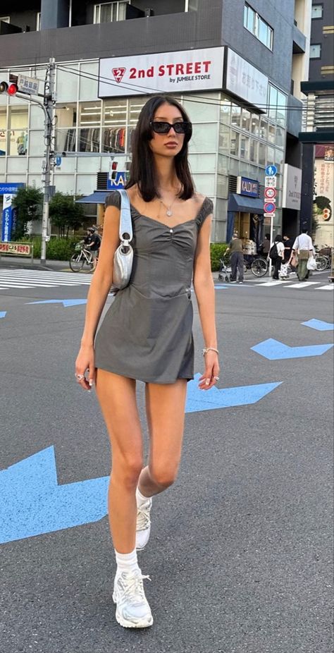 Girly Outfit With Sneakers, Summer 2024 Outfits Streetwear, Streetwear Fashion Women Summer 2024, Mini Skirt And Sneakers Outfit, Summer Streetwear Cargo Skirt, Edgy Summer Streetwear Mini Skirt, Spring Streetwear Mini Skirt, Mini Skirt Summer, Sneaker Outfits Women