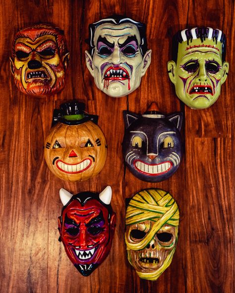 Vintage Halloween Masks, Half Masks, Diy Halloween Masks, Paper Mache Mask, Monster Mask, Pumpkin Mask, Halloween Folk Art, Halloween Everyday, Half Mask