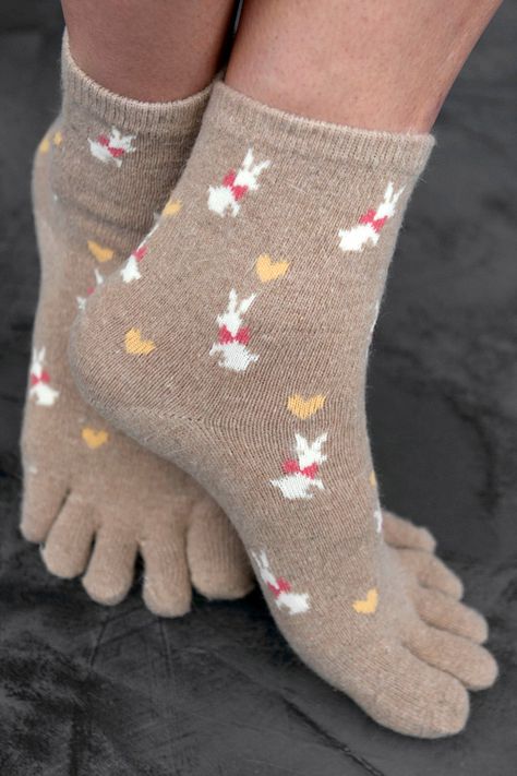 Today (7/28) is Beatrix Potter's birthday! These Bunny Love toe socks totally remind me of Peter Rabbit! UPDATE: we regret to inform you that this style has been discontinued and is no longer available. Thigh High Socks Plus Size, Beatrix Potter Birthday, Tabi Socks, Funky Socks, Stocking Tights, Five Fingers, Toe Socks, Warm Socks, Thigh High Socks