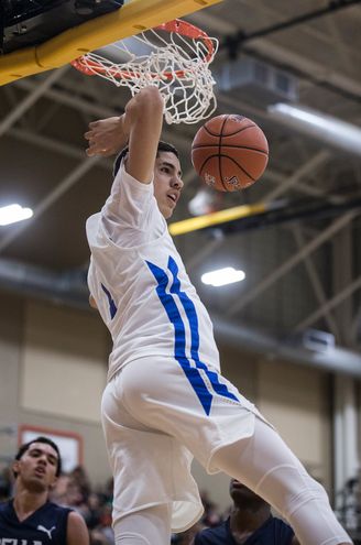 Lamelo Ball Wallpaper, Wallpaper Waves, Liangelo Ball, Ball Wallpaper, Lonzo Ball, Ball Hairstyles, Lamelo Ball, Basketball Star, Boys Basketball