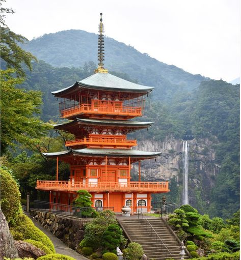 Nachi Falls, Kamikochi, Fishing Town, Famous Waterfalls, Itinerary Planning, Buddhist Temple, Walking Trails, Pilgrimage, Heritage Site