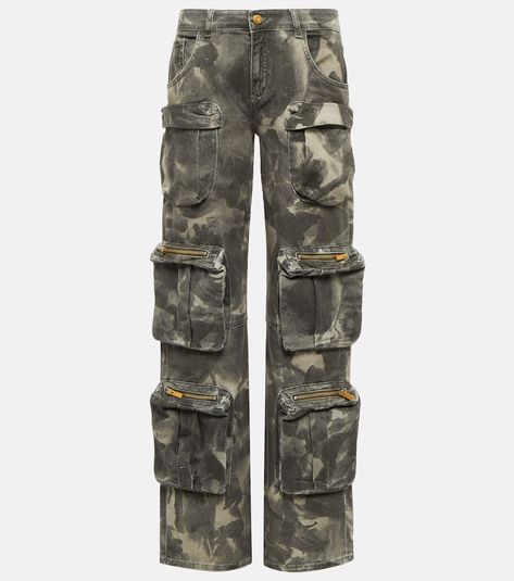 Germany Outfits, Cargo Pants Style, Denim Cargo Pants, Velvet Flares, Spring Bags, Denim Cargo, Clothing Pieces, Anatomy Drawing, Camouflage Print